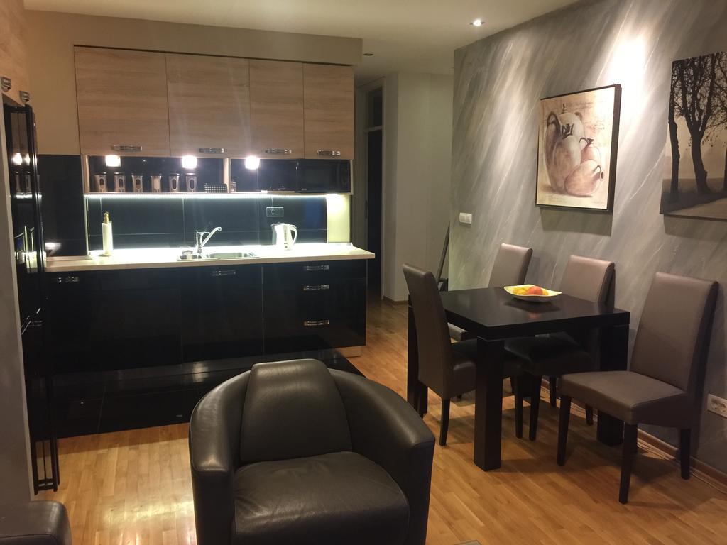 Lovely Apartment ベオグラード エクステリア 写真