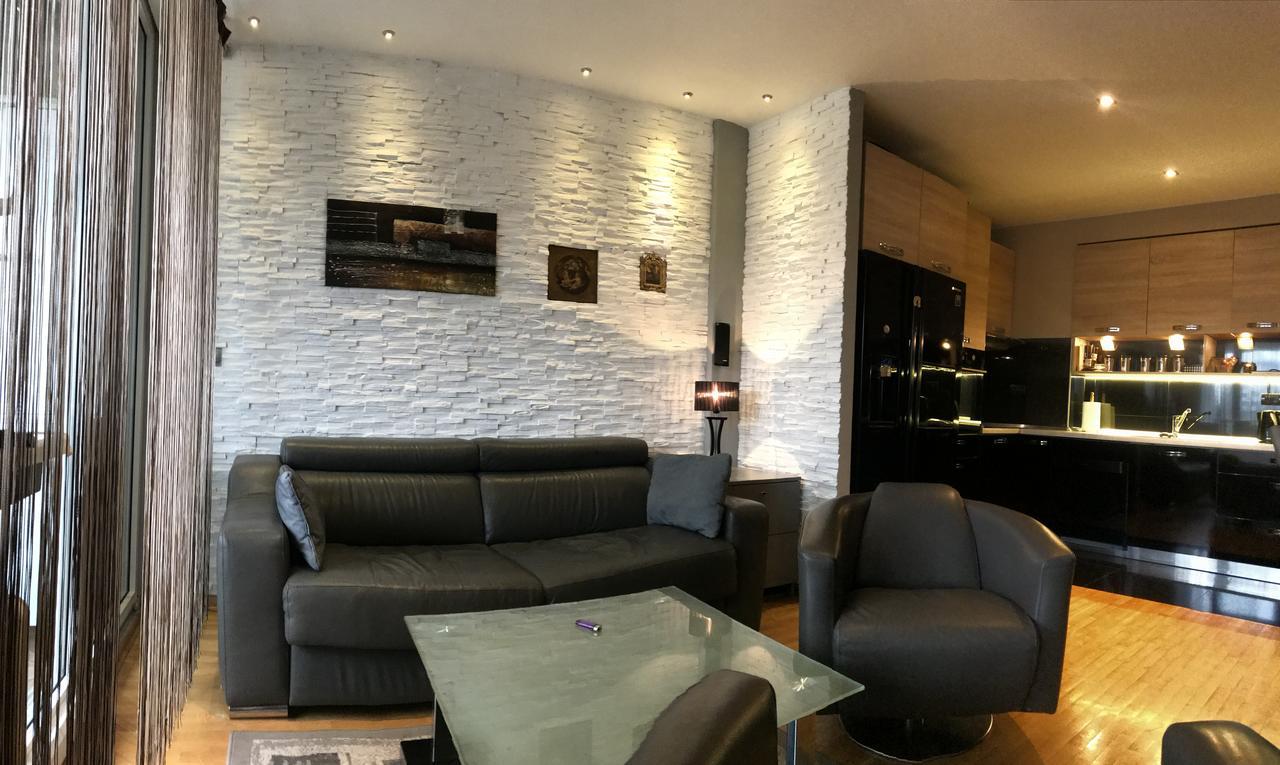 Lovely Apartment ベオグラード エクステリア 写真